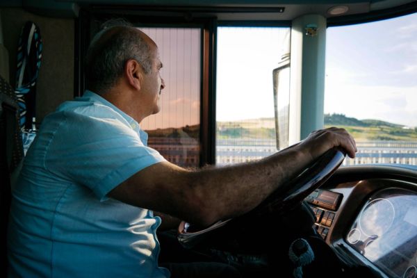 Quels sont les impacts des systèmes de détection de fatigue sur la sécurité des conducteurs de poids lourds?